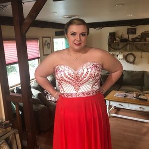 Red prom dress